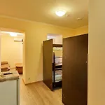 Hotel Oasis *