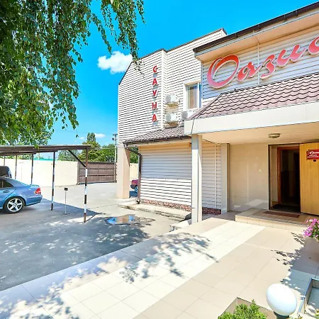 Hotel Oasis *